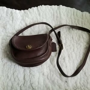 Vintage COACH bag. Brown. Crossbody